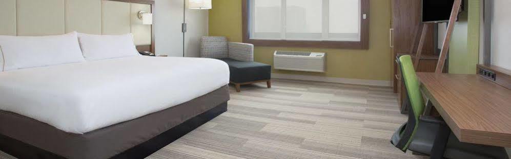 Holiday Inn Express & Suites Tulsa South - Woodland Hills By Ihg Esterno foto